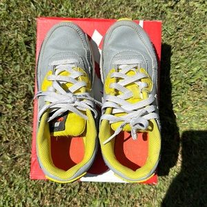 Nike Kids Sneakers Gray and Yellow